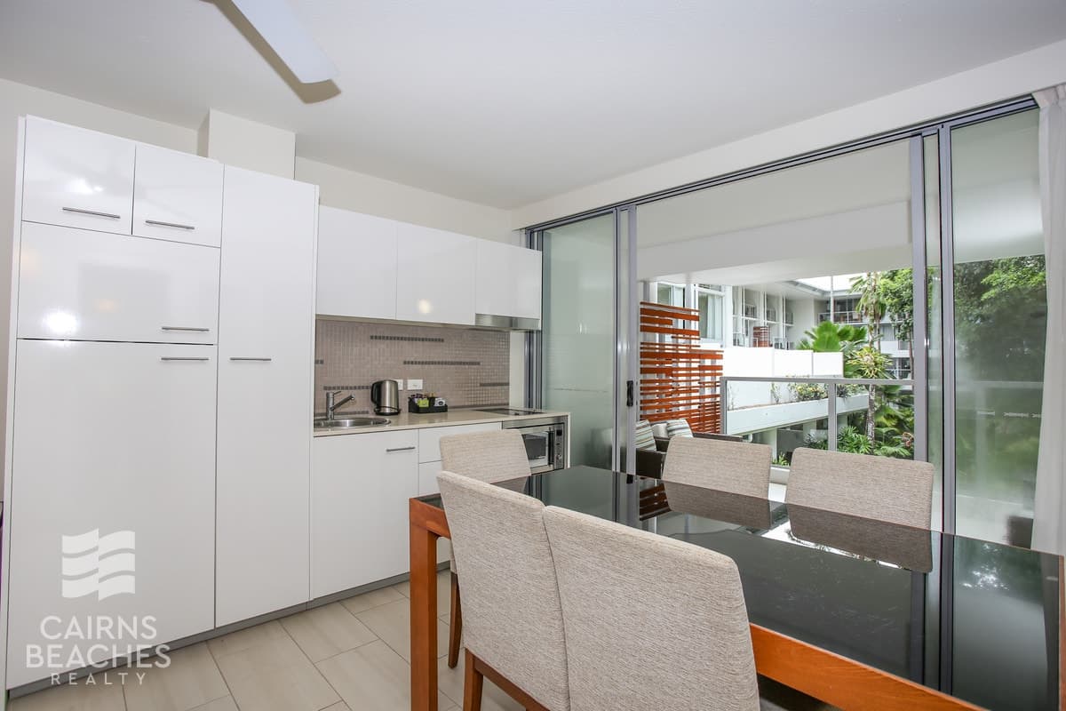 2405/2-22 Veivers Road, Palm Cove - Thumbnail 2