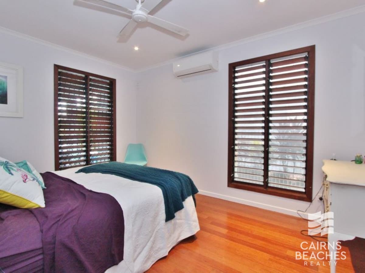 10 Mahogany Street, Holloways Beach - Thumbnail 7