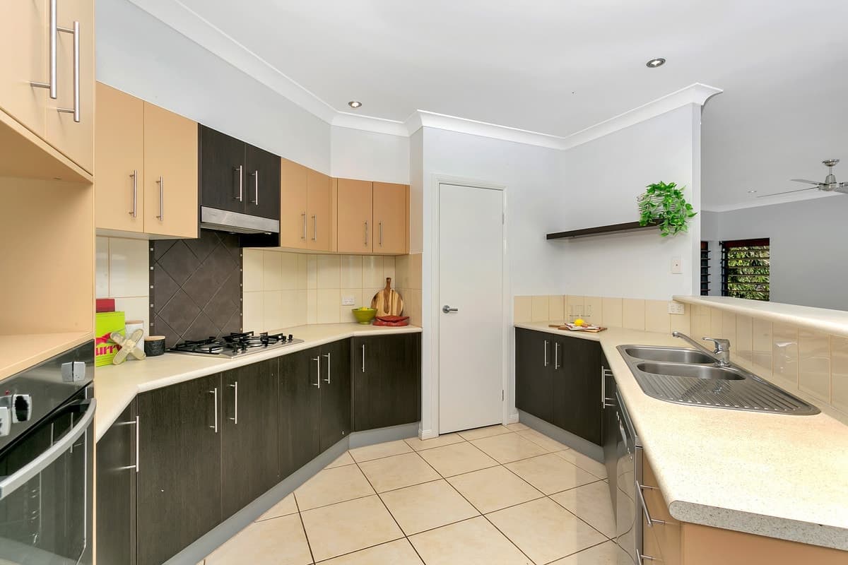 10 Palmetto Street, Palm Cove - Thumbnail 5