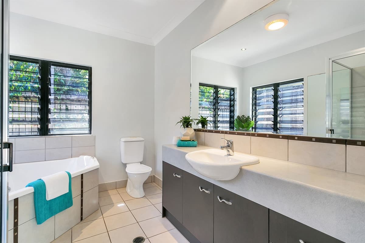 10 Palmetto Street, Palm Cove - Thumbnail 8