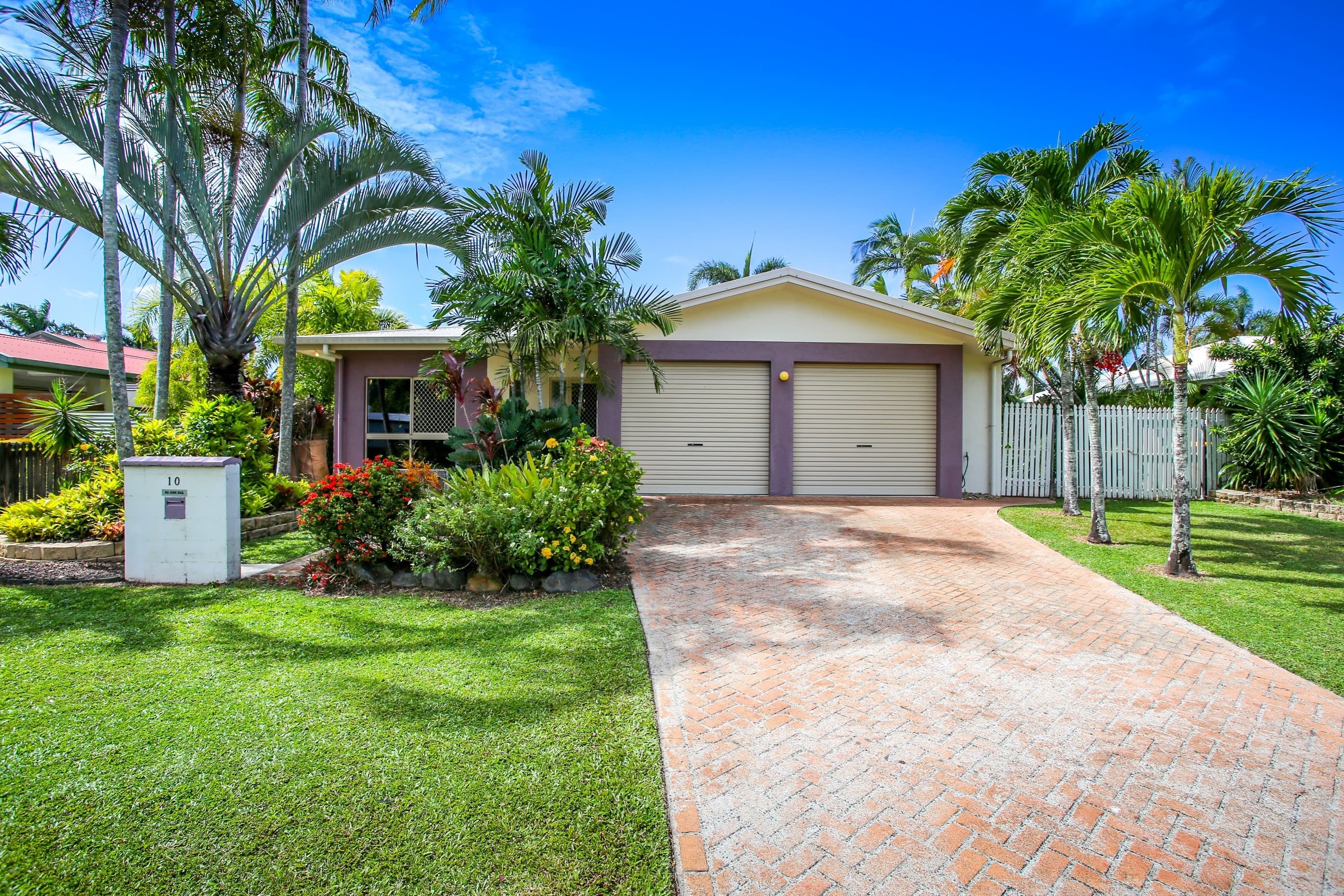 10 Cabarita Street, Kewarra Beach - Image 1