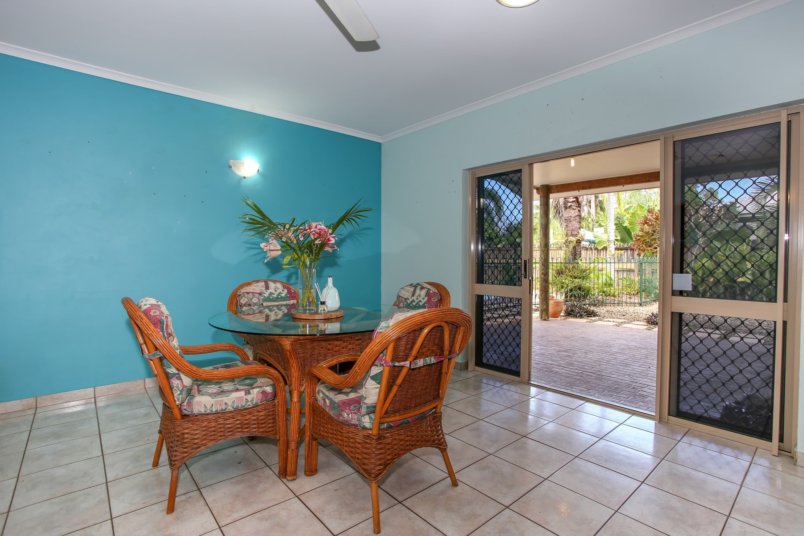 10 Cabarita Street, Kewarra Beach - Thumbnail 5