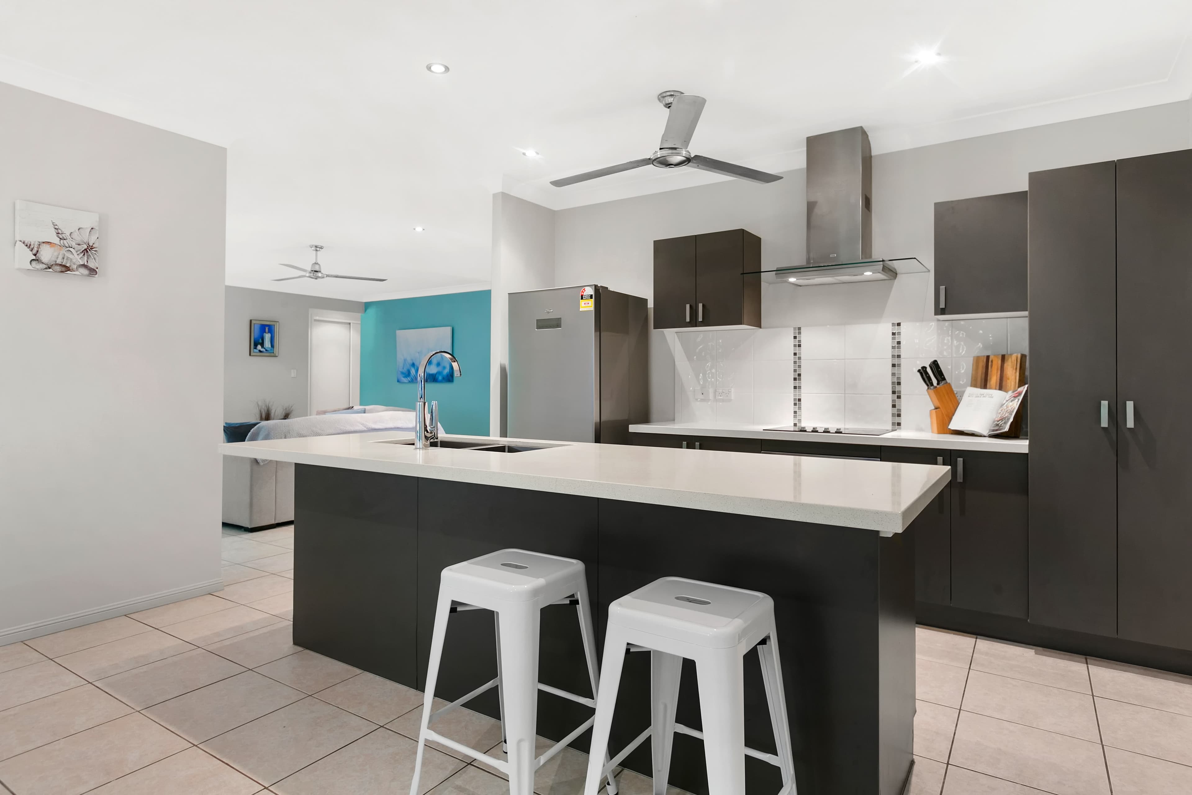 21 Monterey Street, Kewarra Beach - Thumbnail 2