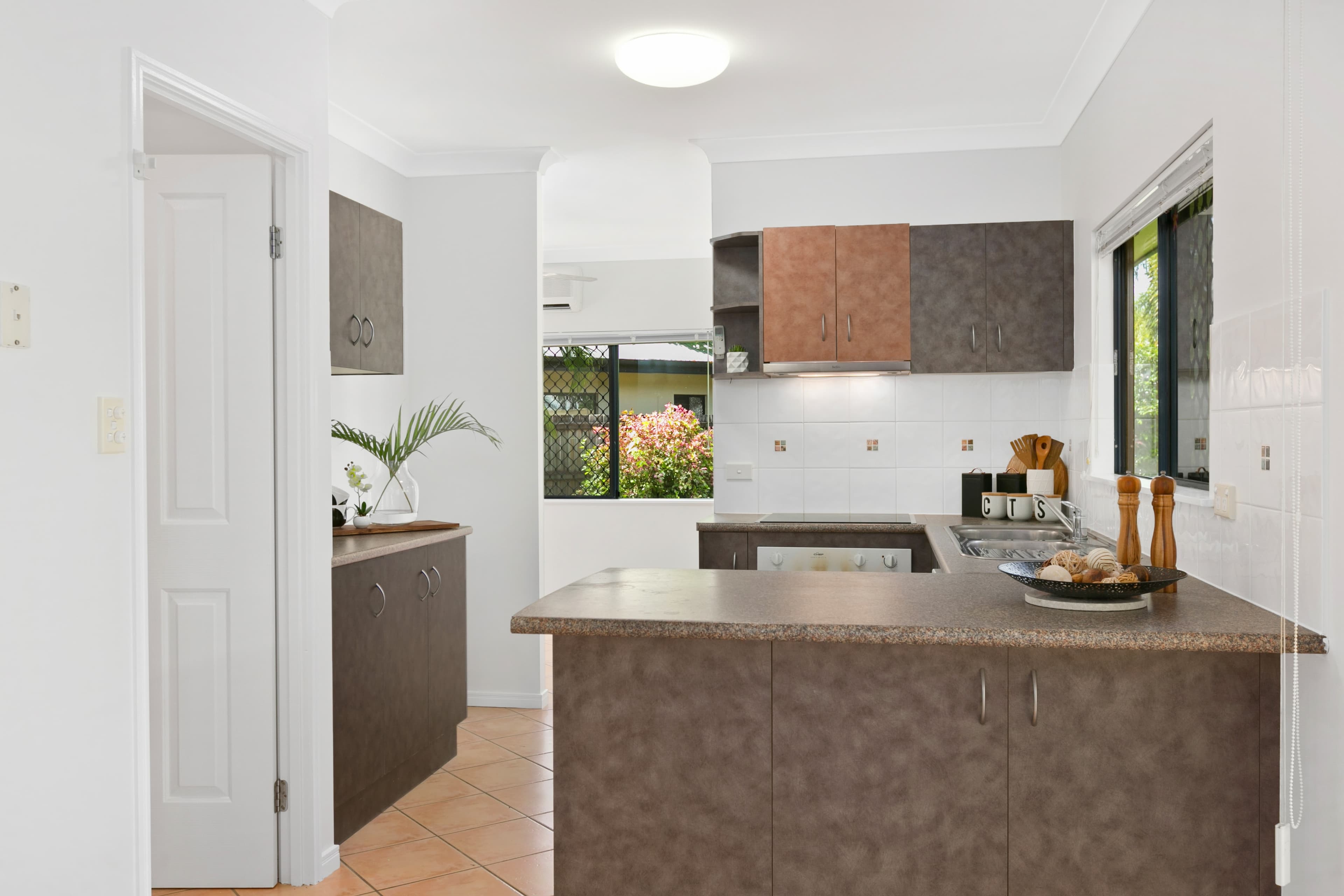 19 Ellis Close, Kewarra Beach - Thumbnail 6