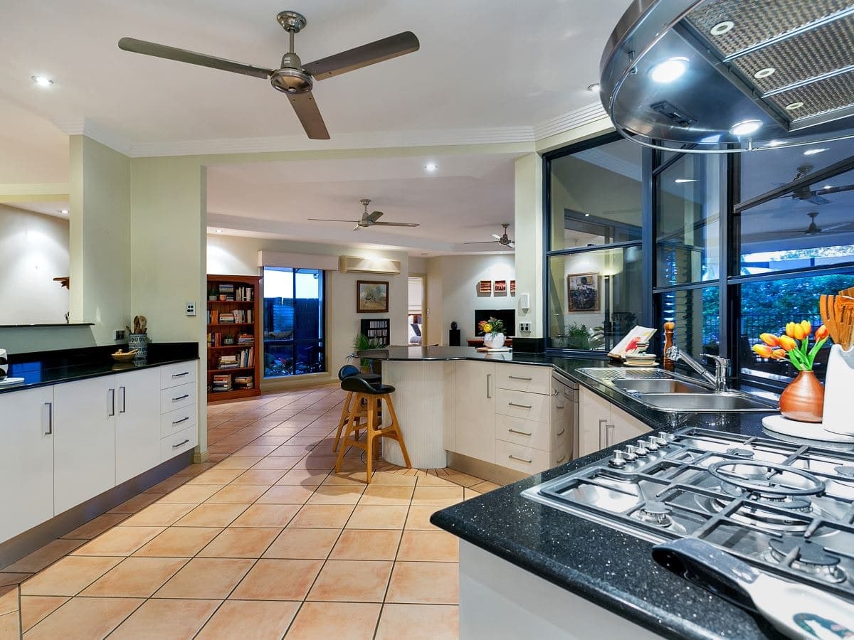 16 Trivia Street, Palm Cove - Thumbnail 6