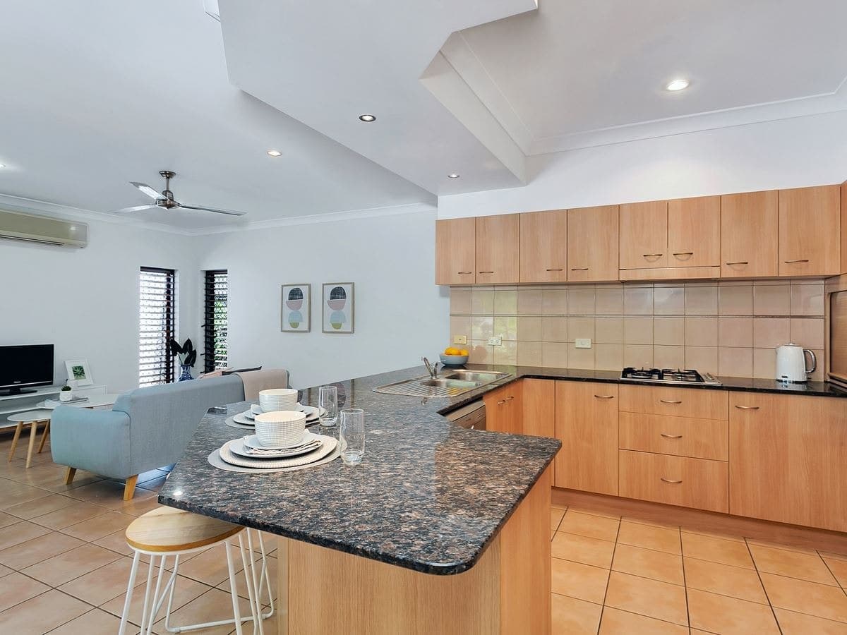 5 Sago Close, Palm Cove - Thumbnail 4