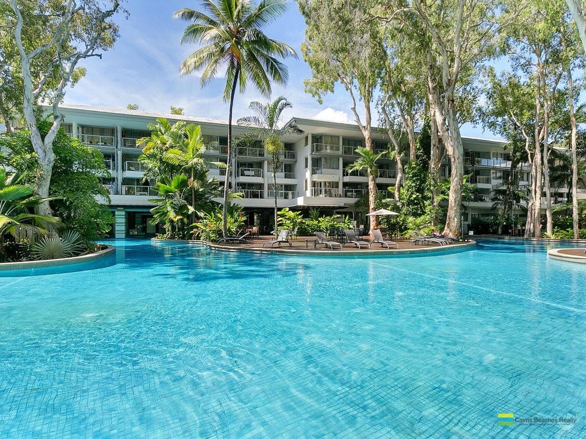 2105/41 Williams Esplanade, Palm Cove - Image 1