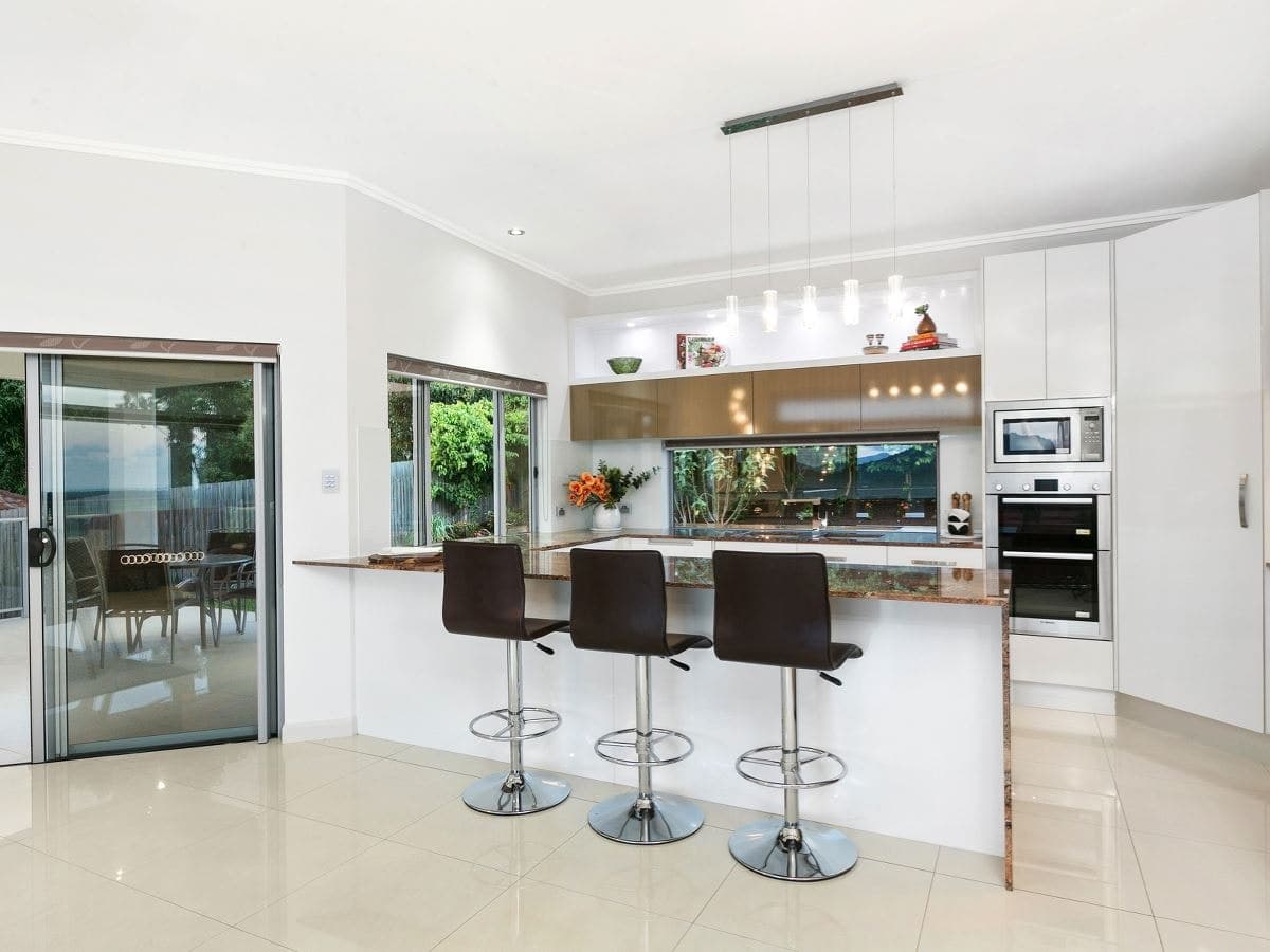 13 Alstonia Close, Redlynch - Thumbnail 6
