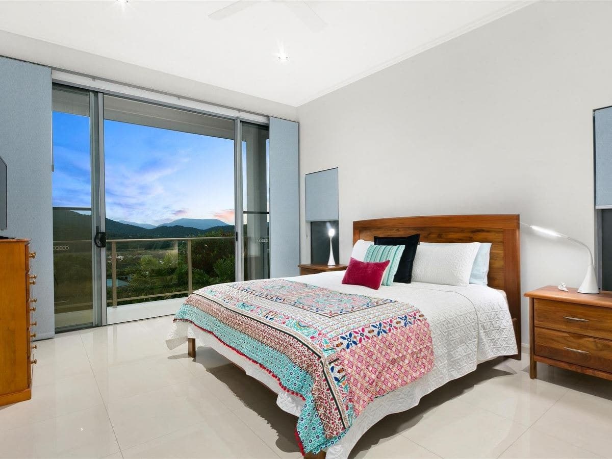 13 Alstonia Close, Redlynch - Thumbnail 8