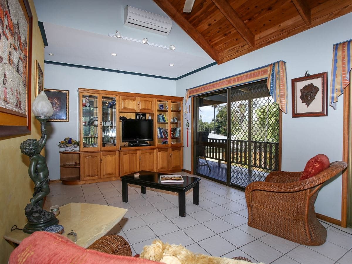 11 Margo Street, Yorkeys Knob - Thumbnail 5