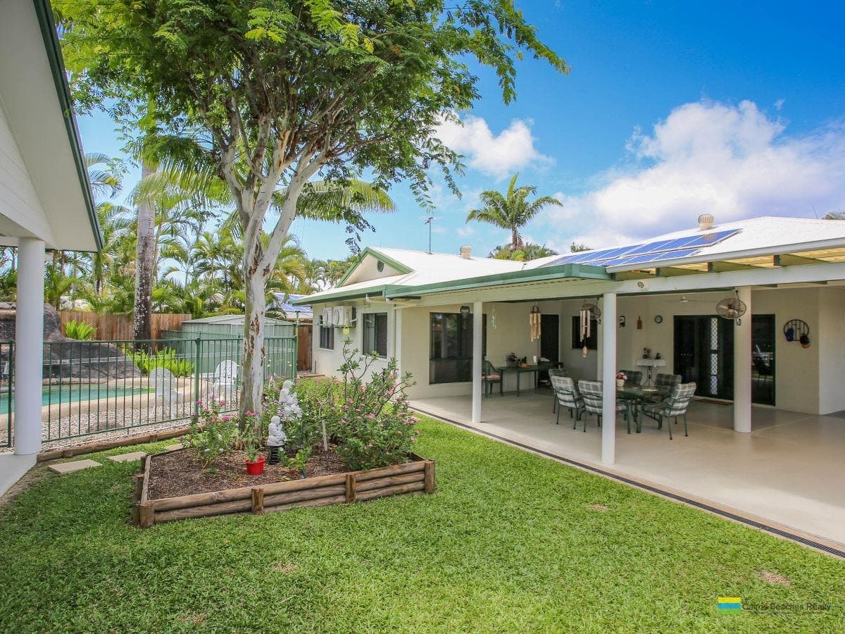 18 Dolphin Close, Kewarra Beach - Image 1