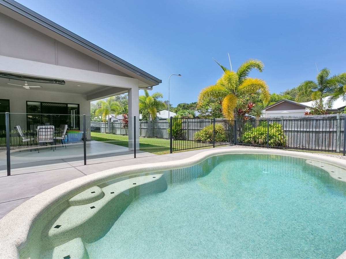 18 Petrie Close, Kewarra Beach - Image 1