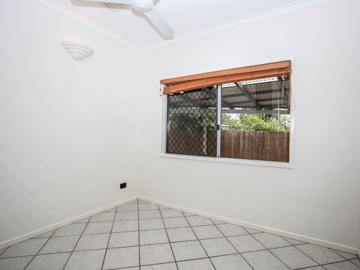 3 Queenscliff Close, Kewarra Beach - Thumbnail 5