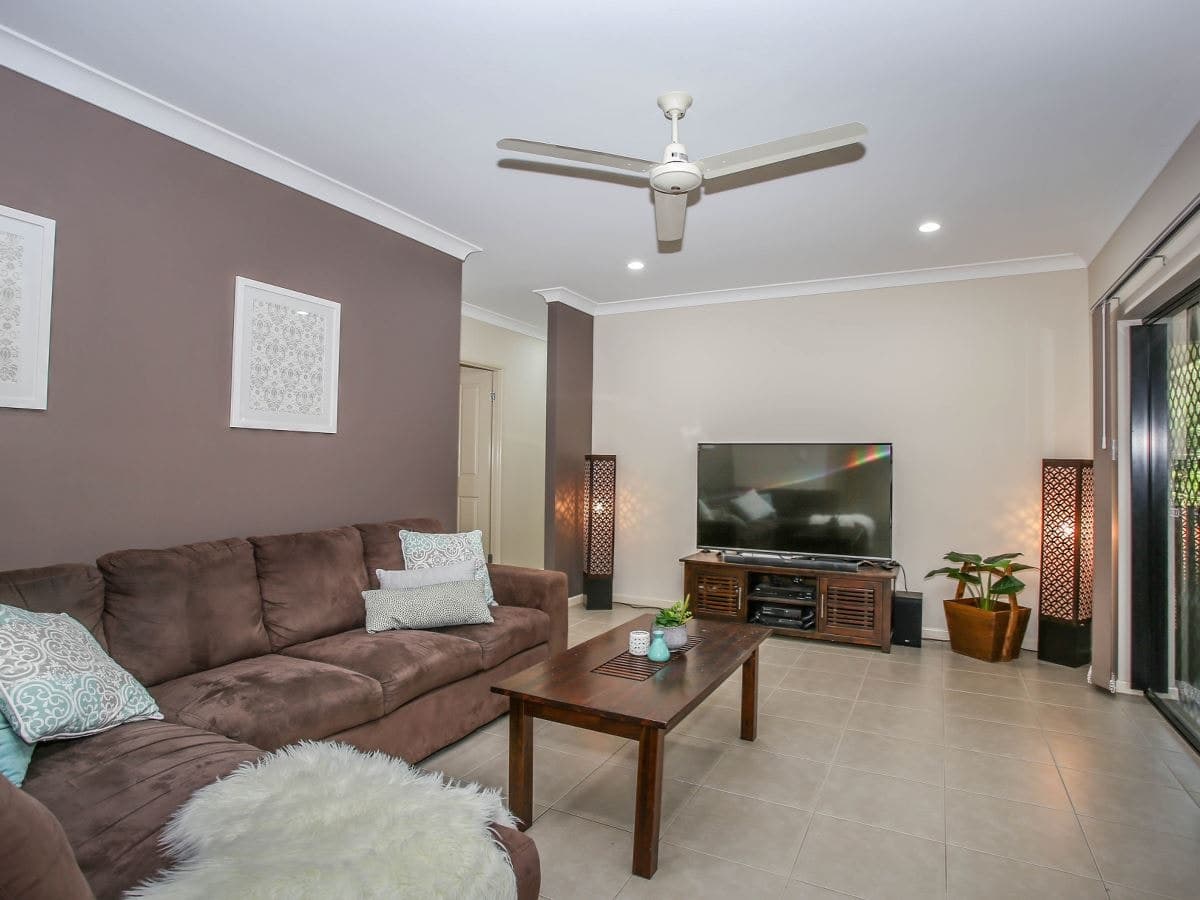 18 Hatch Close, Trinity Beach - Thumbnail 2