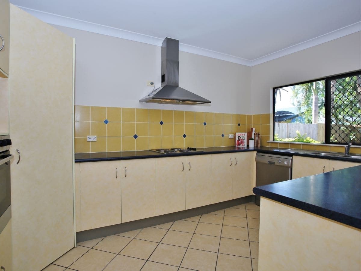 18 Kirra Close, Kewarra Beach - Thumbnail 4