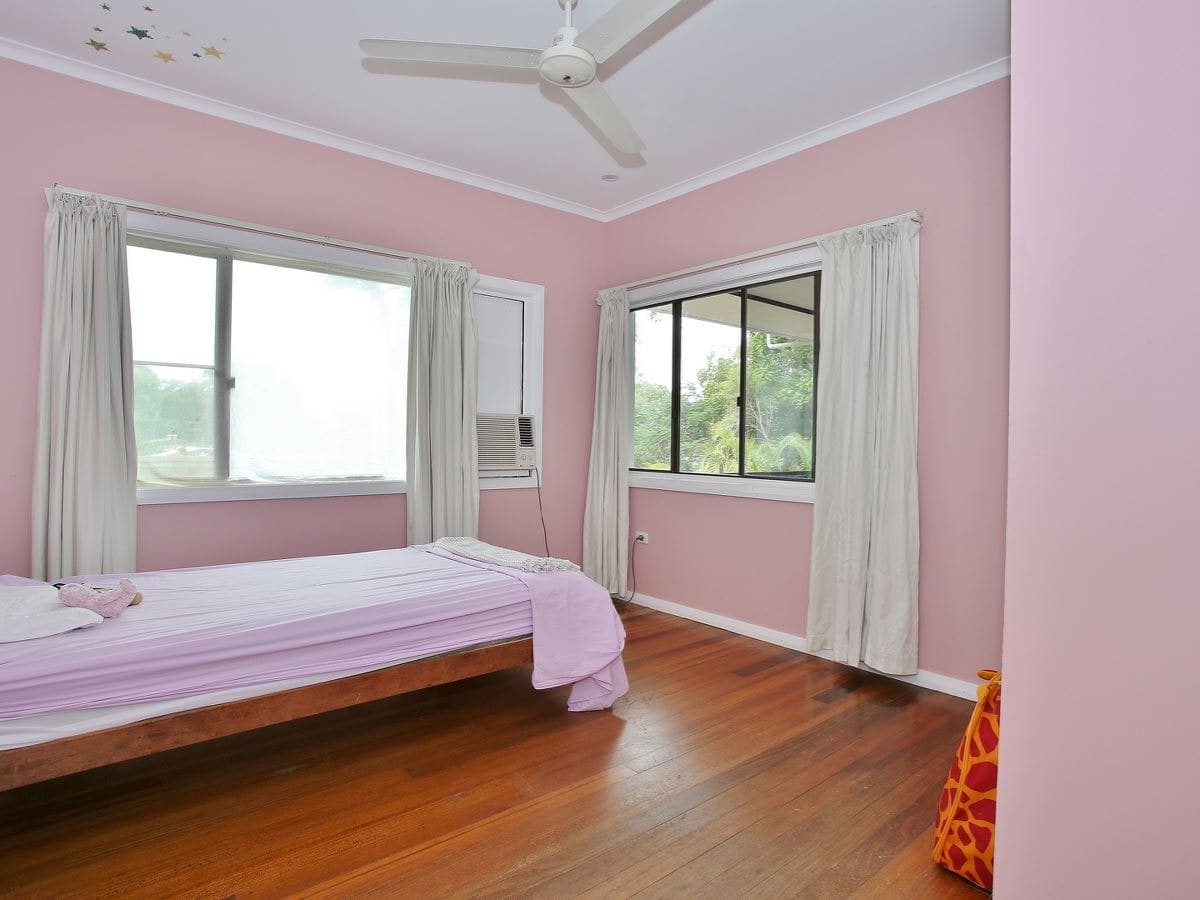 54 Endeavour Road, Clifton Beach - Thumbnail 3