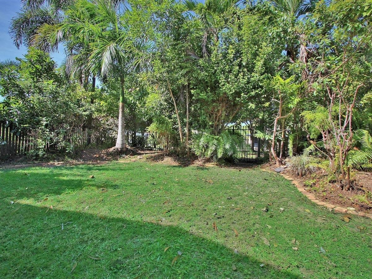 7 Plaintain St, Kewarra Beach - Thumbnail 3
