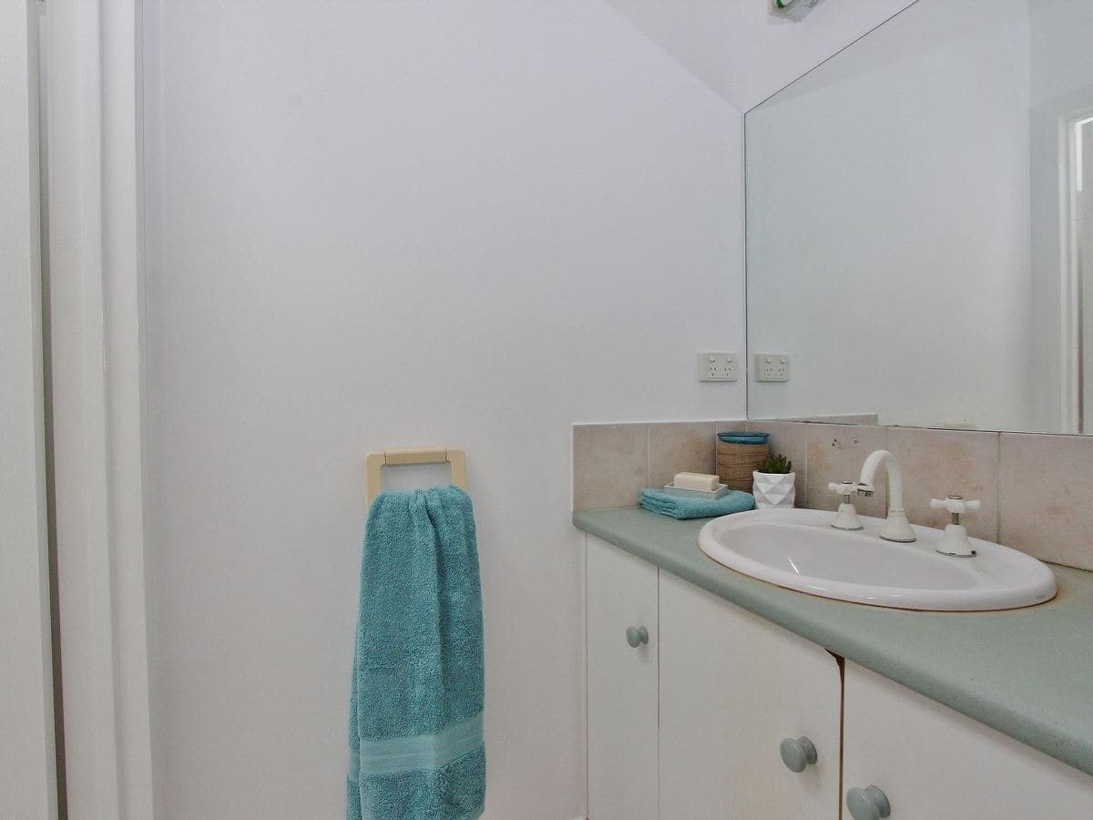7 Plaintain St, Kewarra Beach - Thumbnail 6