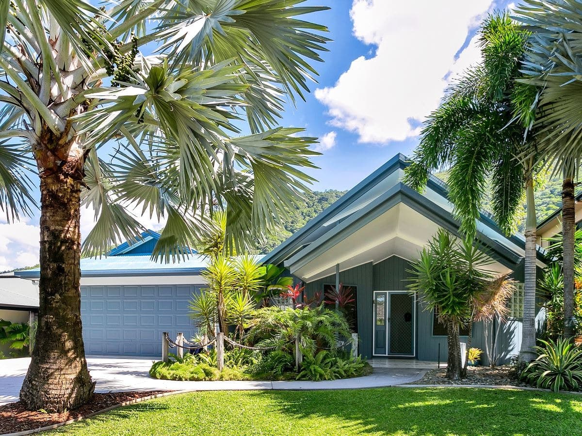 15 Sago Close, Palm Cove - Image 1