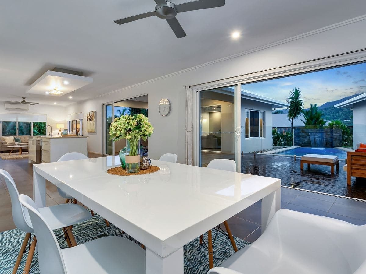 16 Catamaran Cct, Trinity Beach - Image 1