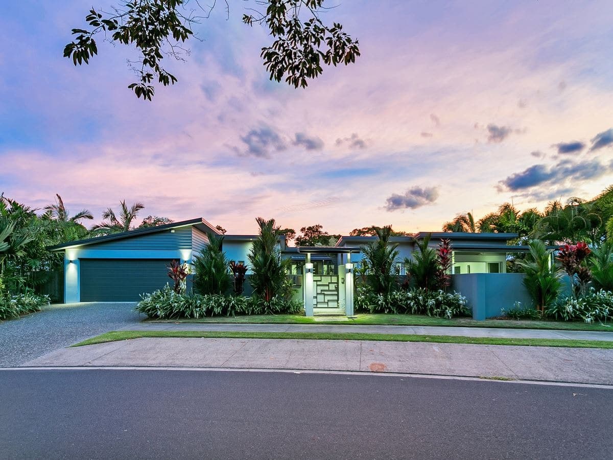 11 Lillian Road, Palm Cove - Thumbnail 2