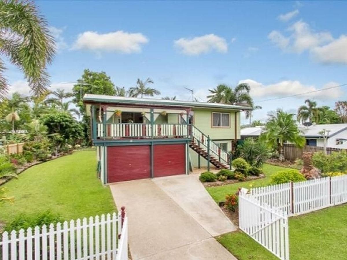 18 Kavieng Street, Trinity Beach - Image 1