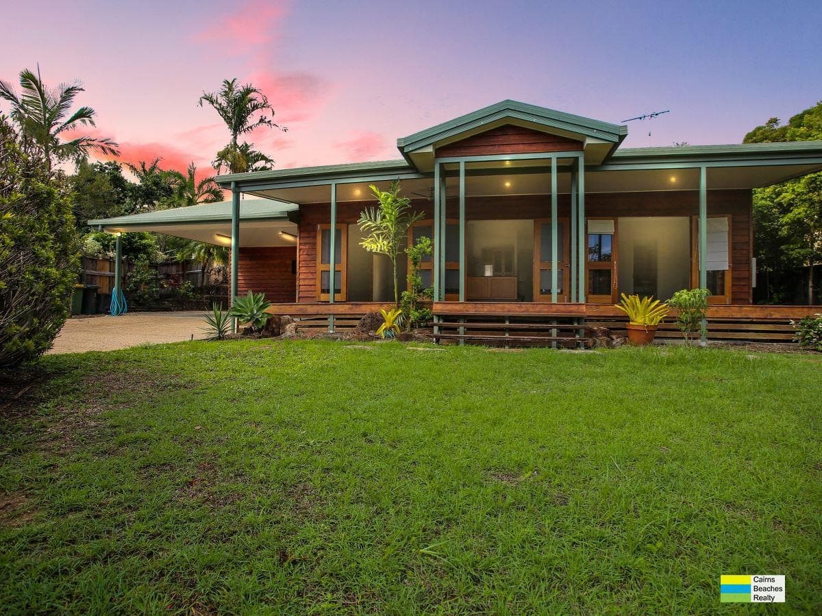 8 Mornington Street, Kewarra Beach - Image 1