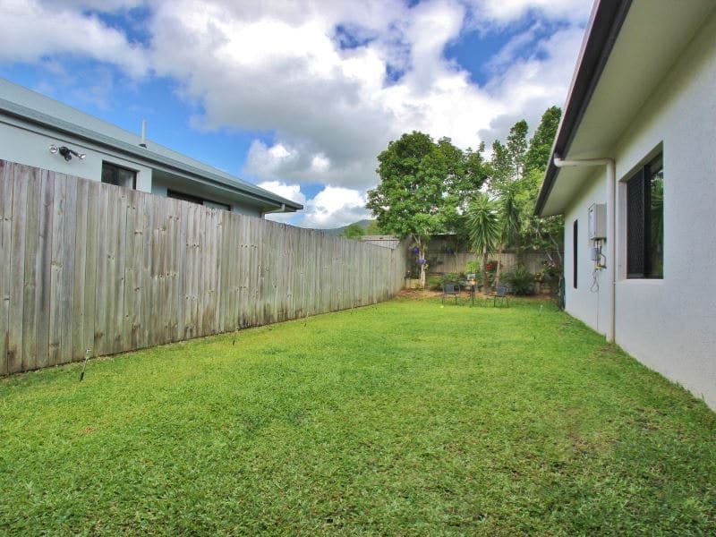 38 Flagstone Terrace, Trinity Park - Thumbnail 6