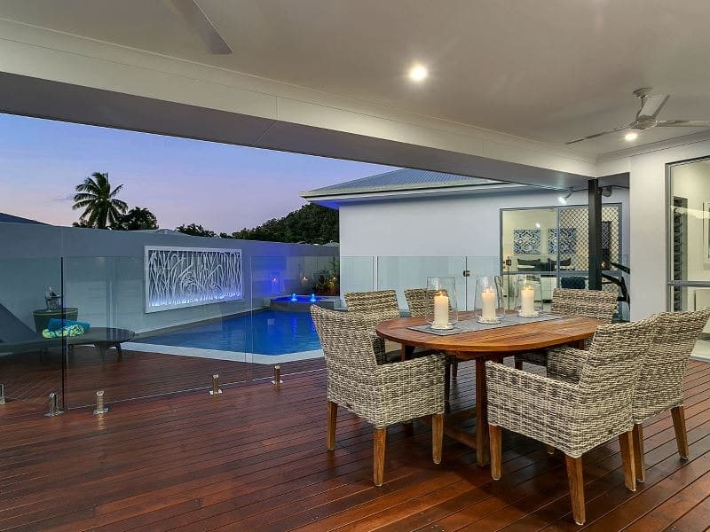21 Quarterdeck Street, Trinity Beach - Thumbnail 2