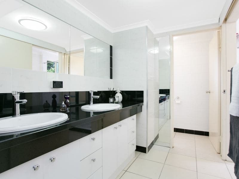 4/13-17 Oyster Court, Trinity Beach - Thumbnail 6
