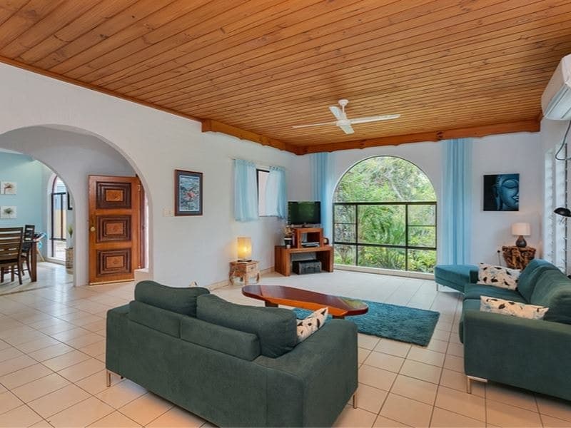 16 Scarborough Close, Kewarra Beach - Thumbnail 4