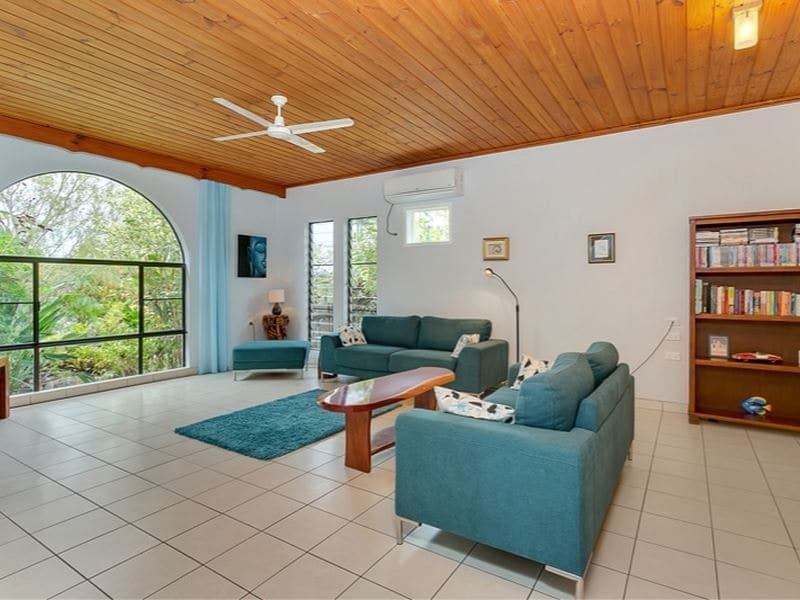 16 Scarborough Close, Kewarra Beach - Thumbnail 5