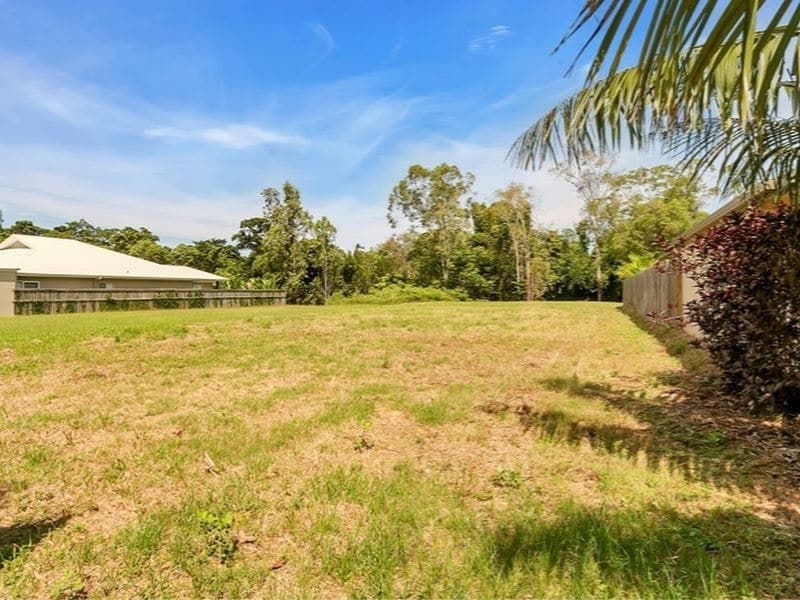 9 Silver Crescent, Palm Cove - Thumbnail 3