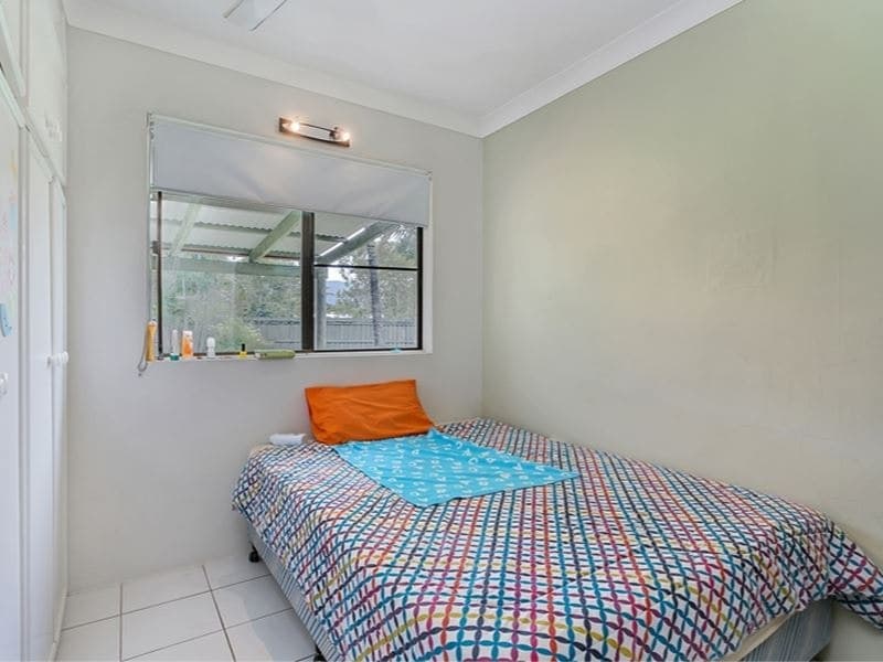 31 Periwinkle Avenue, Trinity Beach - Thumbnail 7