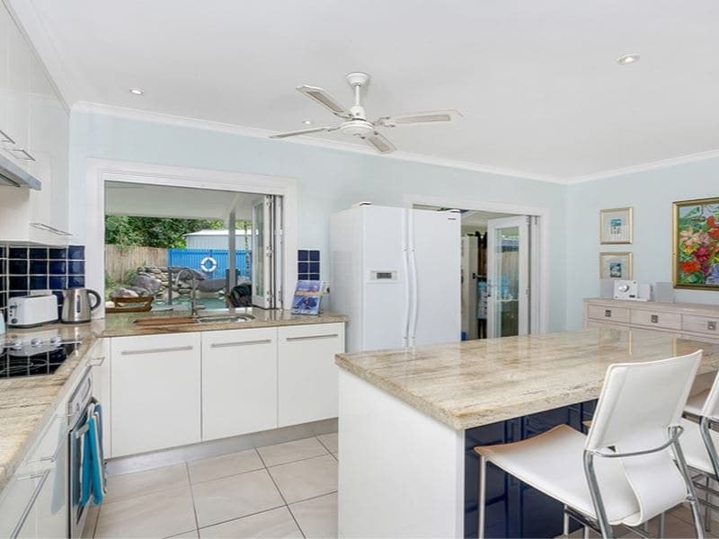 17 Rudder Street, Clifton Beach - Thumbnail 2
