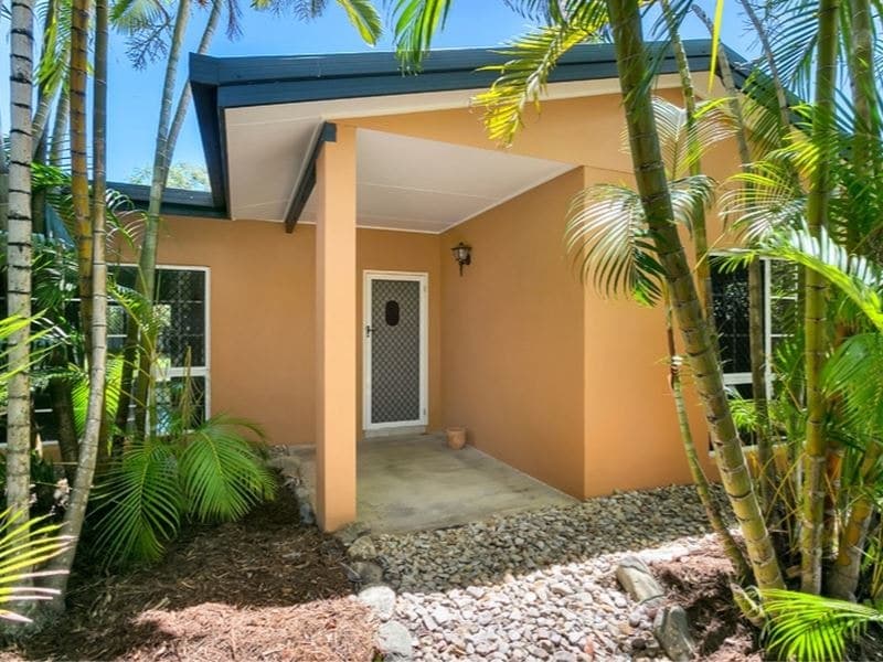 12 Limpet Close, Trinity Beach - Thumbnail 2