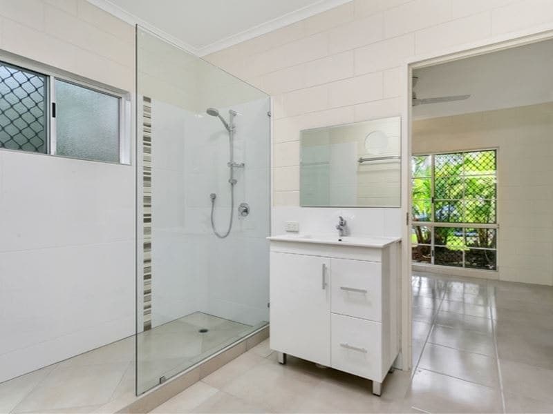 12 Limpet Close, Trinity Beach - Thumbnail 6