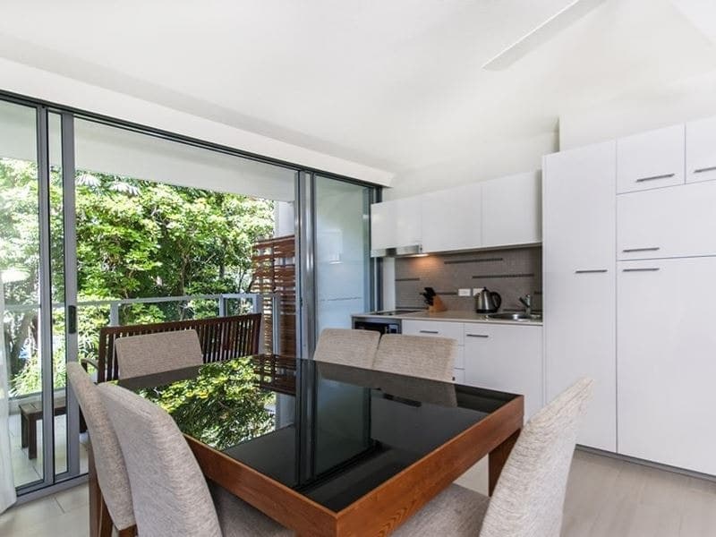 2202/2-22 Veivers Road, Palm Cove - Thumbnail 3