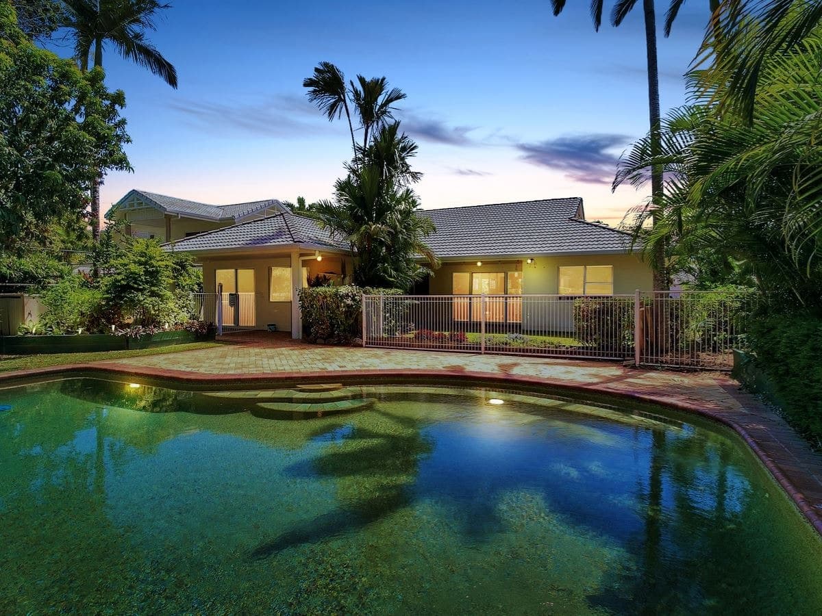 16 Orton Avenue, Kewarra Beach - Image 1