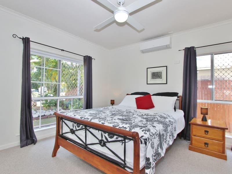 18 Queenscliff Close, Kewarra Beach - Thumbnail 2