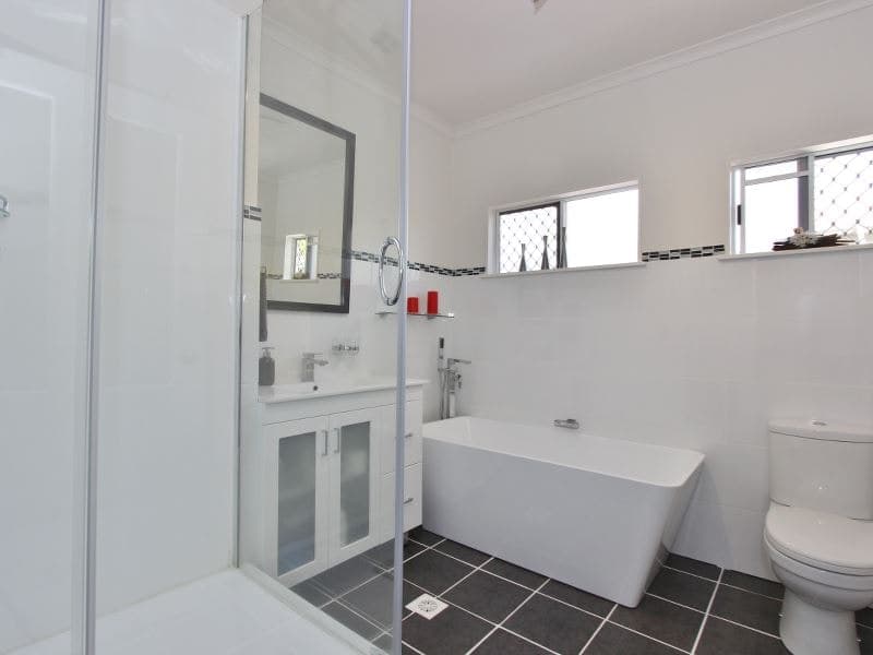 18 Queenscliff Close, Kewarra Beach - Thumbnail 4