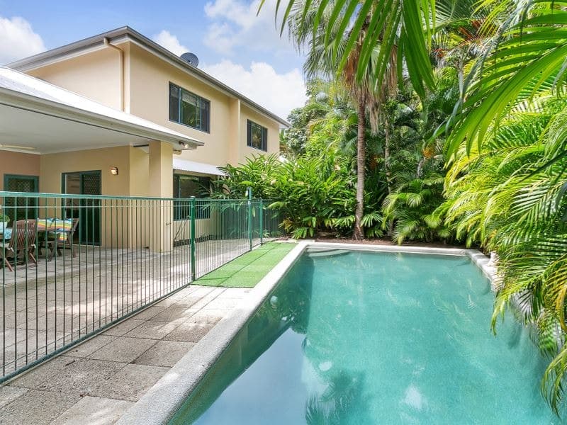 16/75 Cedar Road, Palm Cove - Image 1