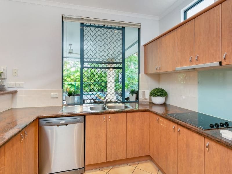 16/75 Cedar Road, Palm Cove - Thumbnail 2