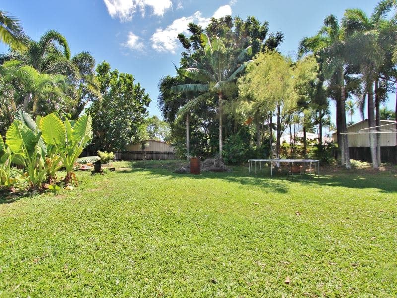 30 Manus Street, Trinity Beach - Image 1
