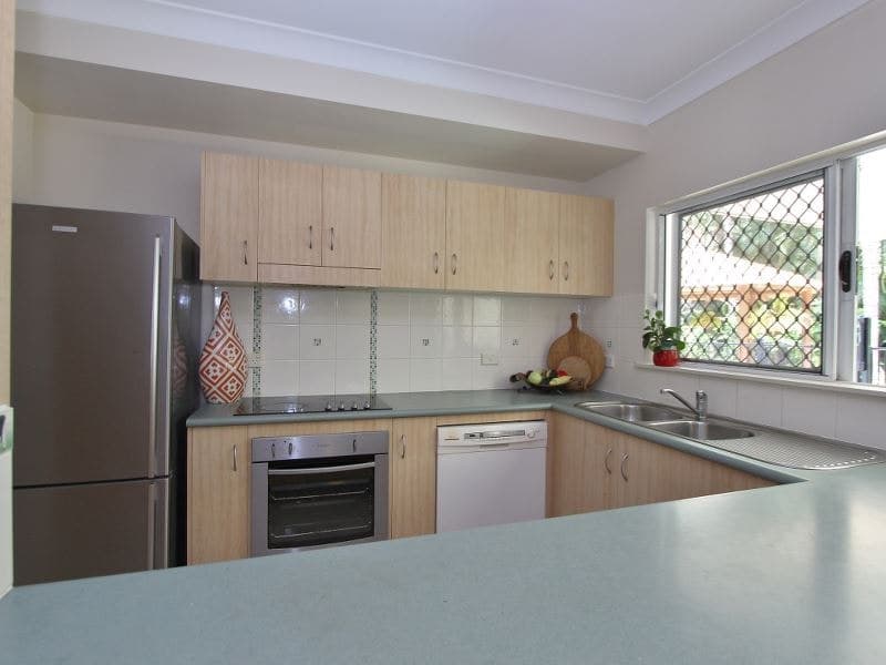 10 Helsdon Close, Clifton Beach - Thumbnail 5