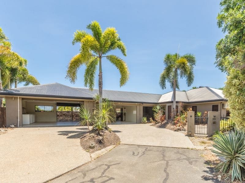 14 Teewah Close, Kewarra Beach - Image 1