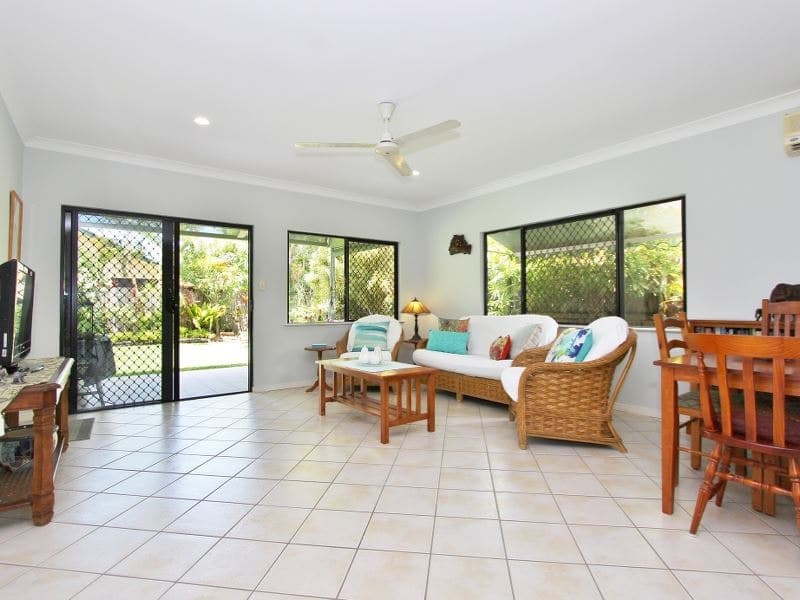 8 Kirra Close, Kewarra Beach - Thumbnail 2