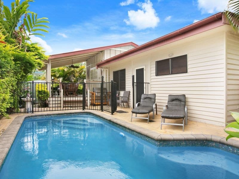 36 Veivers Road, Palm Cove - Thumbnail 2