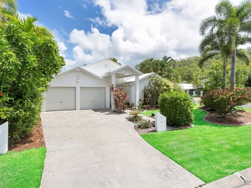 17 Ilse Close, Clifton Beach - Image 1