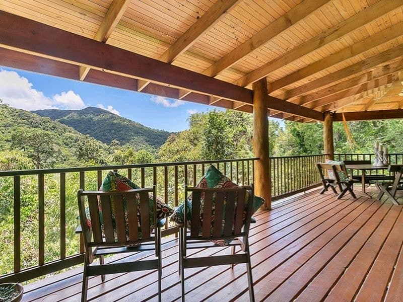 8 Cananga Close, Kamerunga - Image 1
